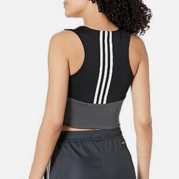 Brand New Adidas DESIGNED TO MOVE COLORBLOCK 3-STRIPES CROP TOP - Picture 10 of 15